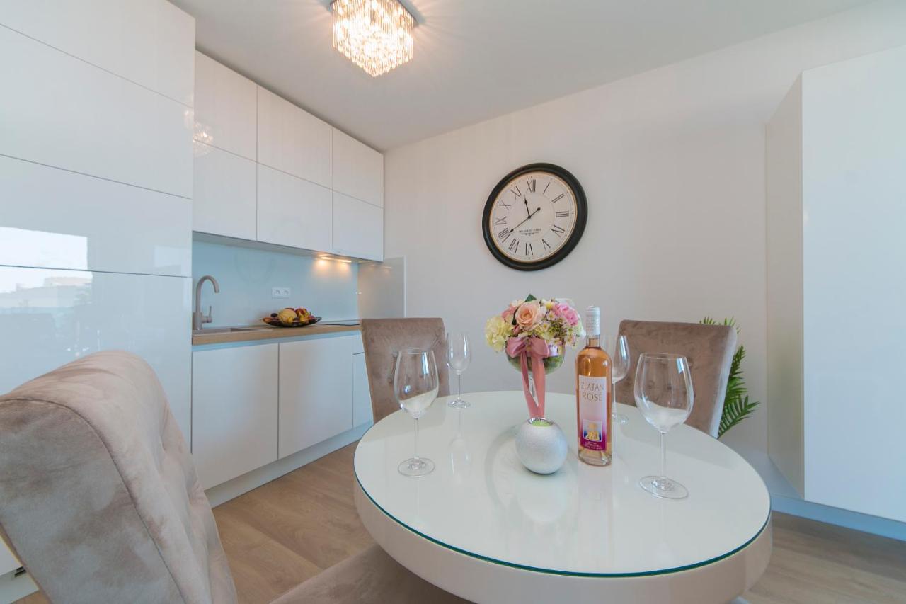 Apartman Sunshine Макарска Екстериор снимка