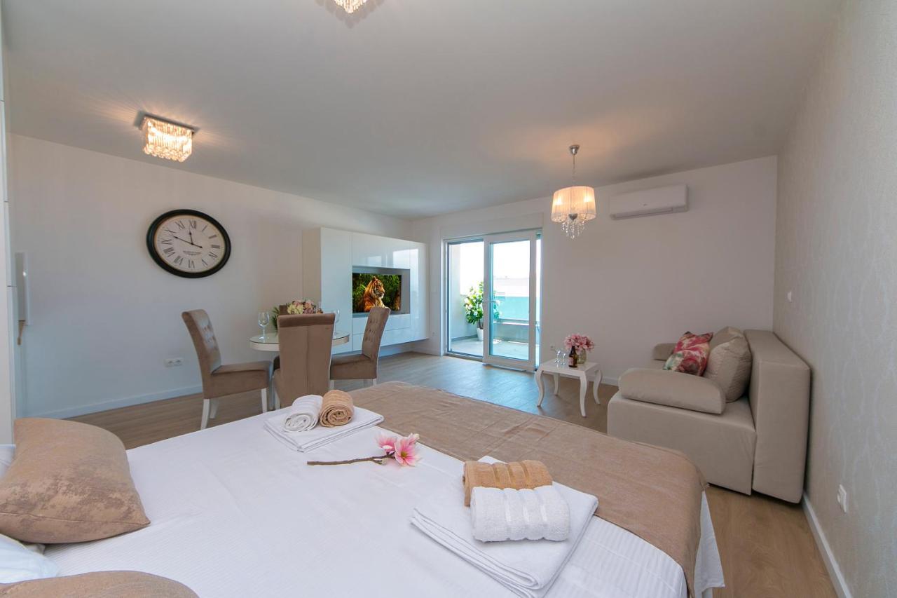 Apartman Sunshine Макарска Екстериор снимка